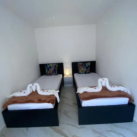 Requesens Playa * Empuriabrava