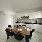 Requesens Playa Appartamento Empuriabrava