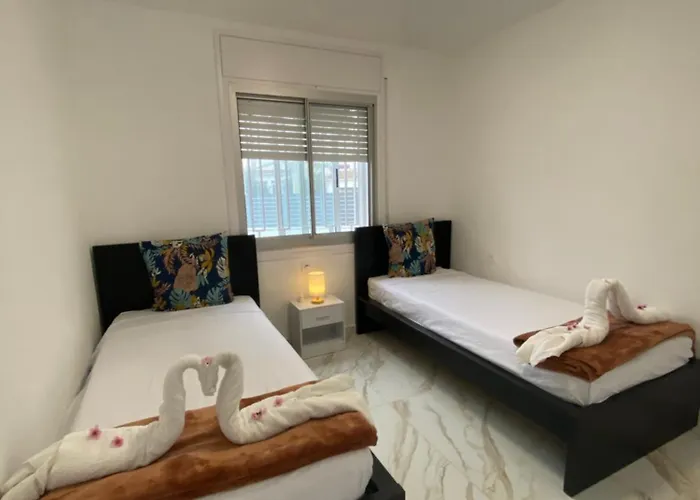 Requesens Playa Appartement *