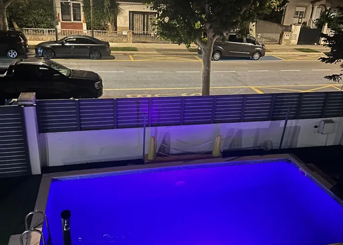 شقة Requesens Playa إمبوريابرافا